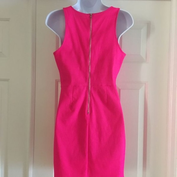 Statement dress - Picture 2 of 4